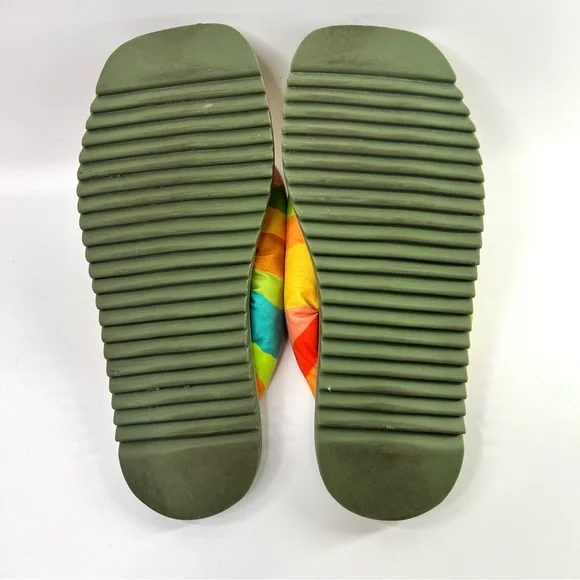 FARM Rio Pineapple Puffy Flip Flop Sandals 8 - Picture 14 of 14